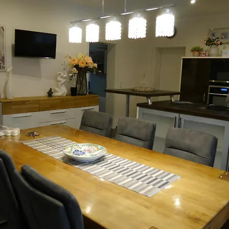 Ferienhaus Bitburg * بيتبورغ